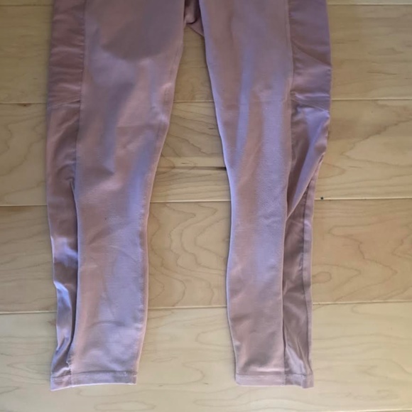 7/8ths Mesh Leggings - Picture 2 of 3